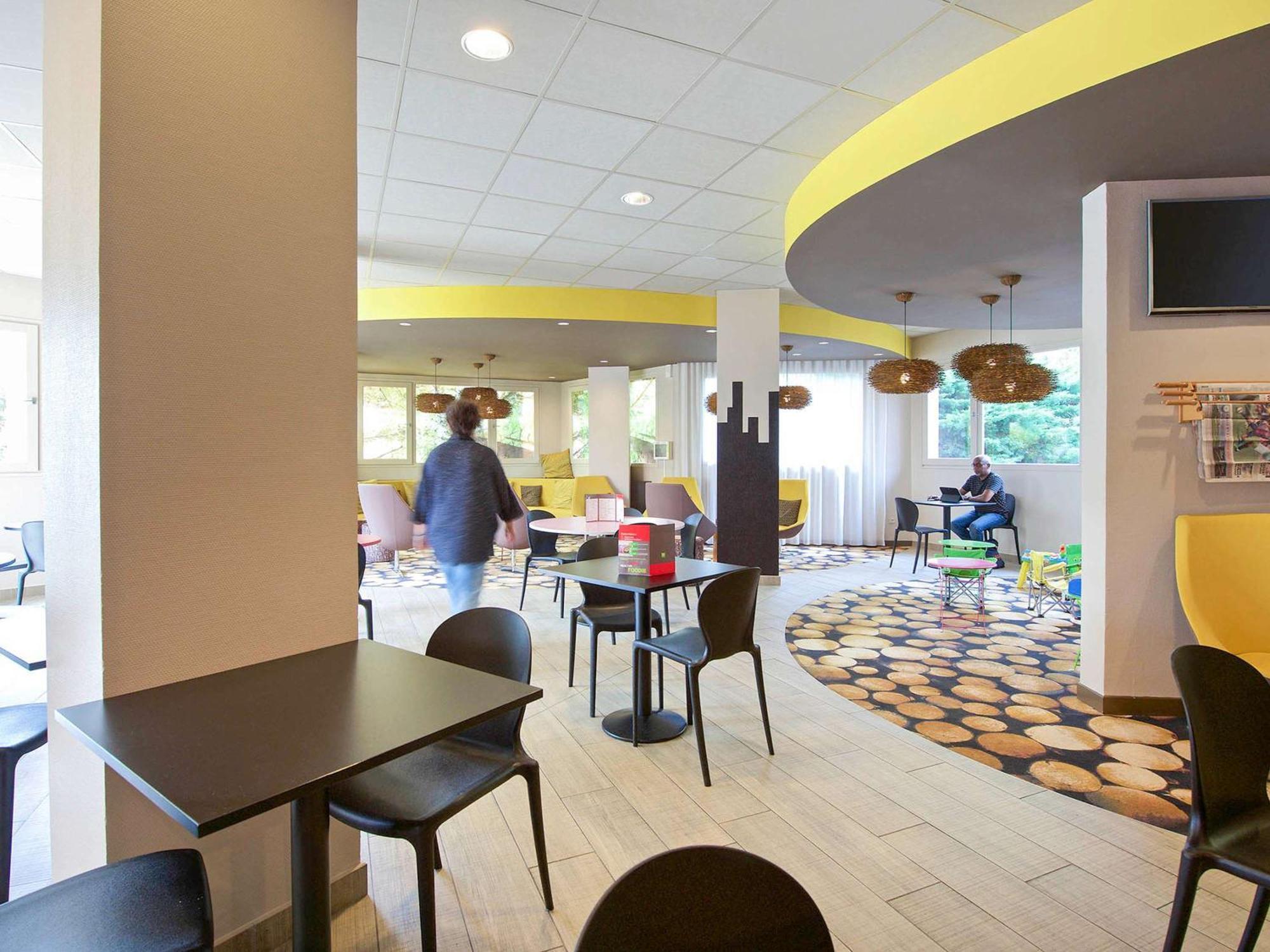 Hotel Ibis Styles Dax Centre Esterno foto