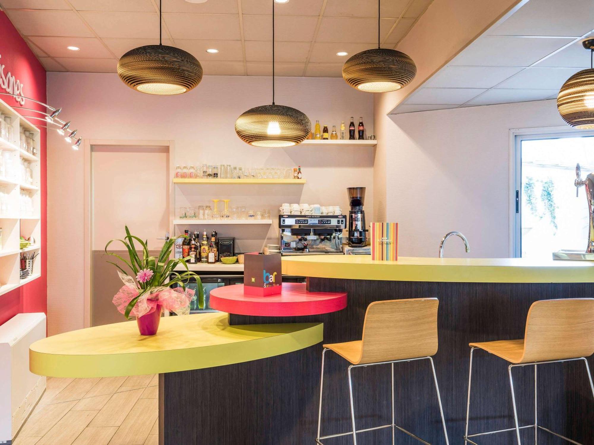 Hotel Ibis Styles Dax Centre Esterno foto