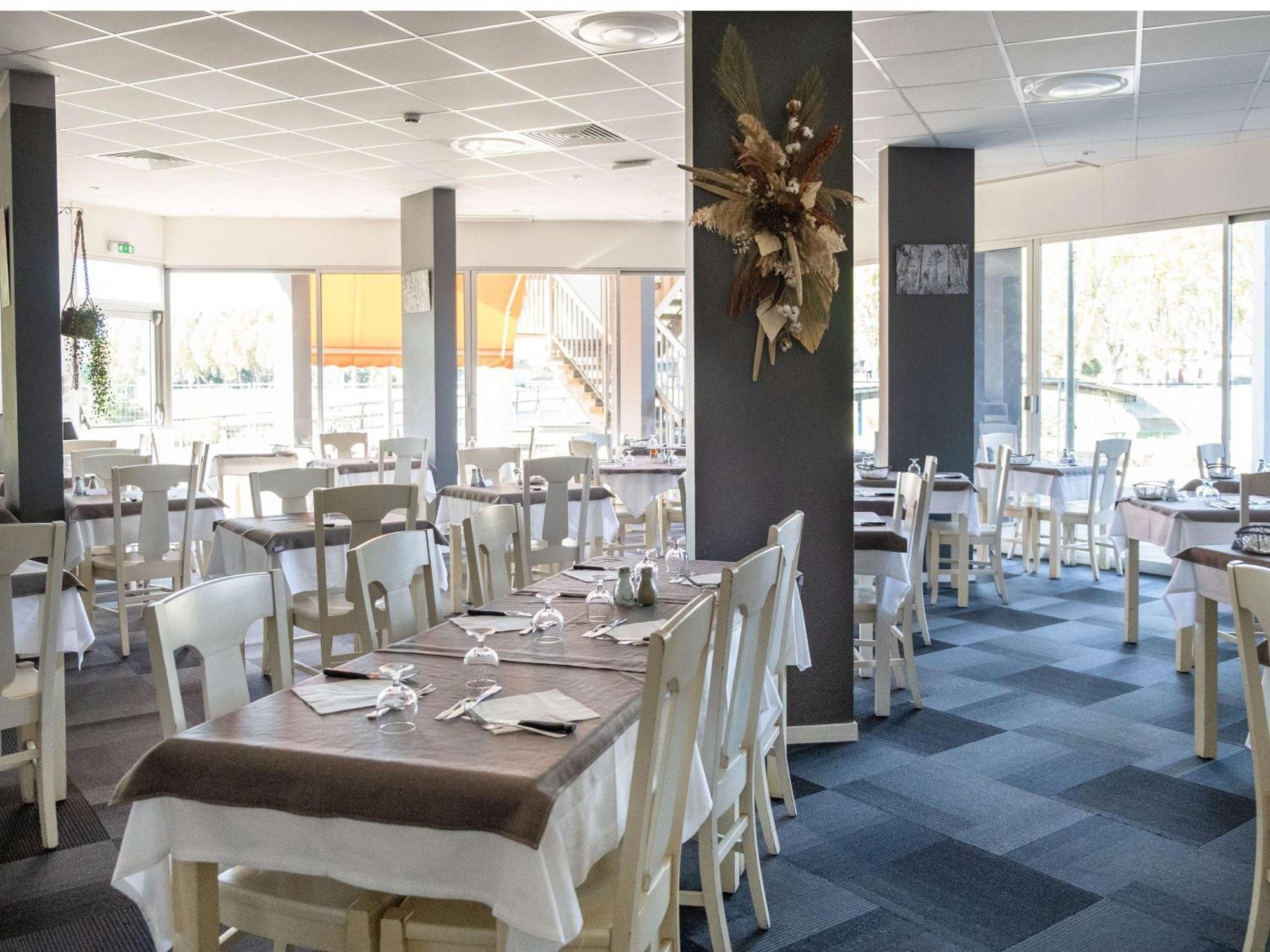 Hotel Ibis Styles Dax Centre Esterno foto