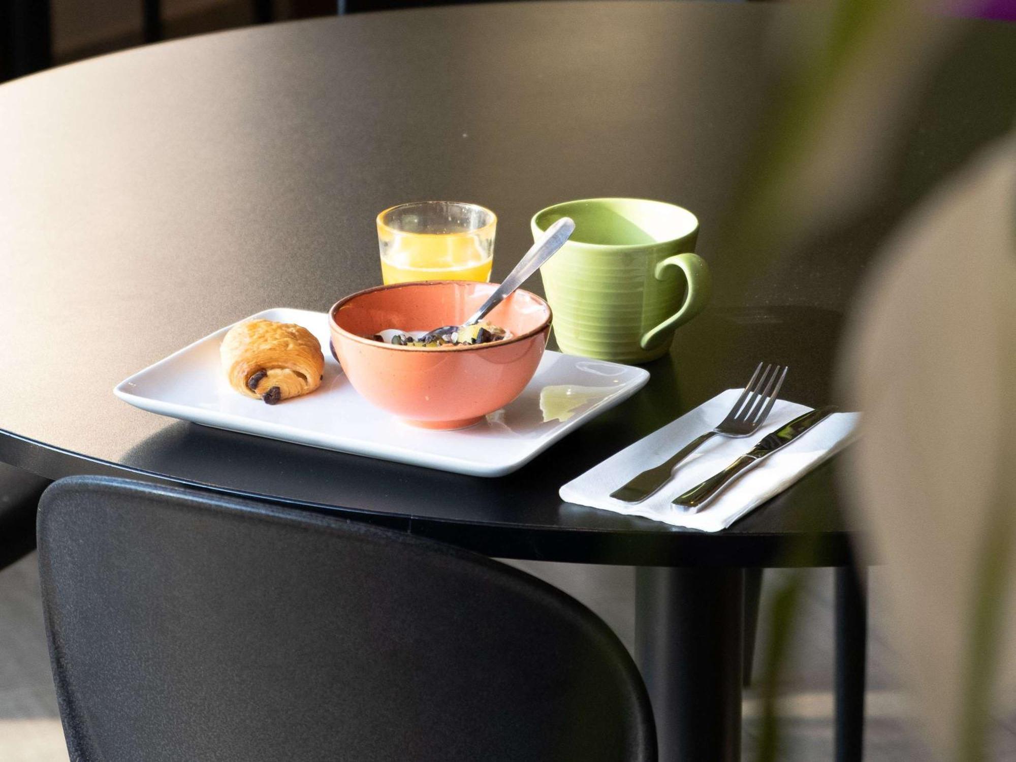 Hotel Ibis Styles Dax Centre Esterno foto