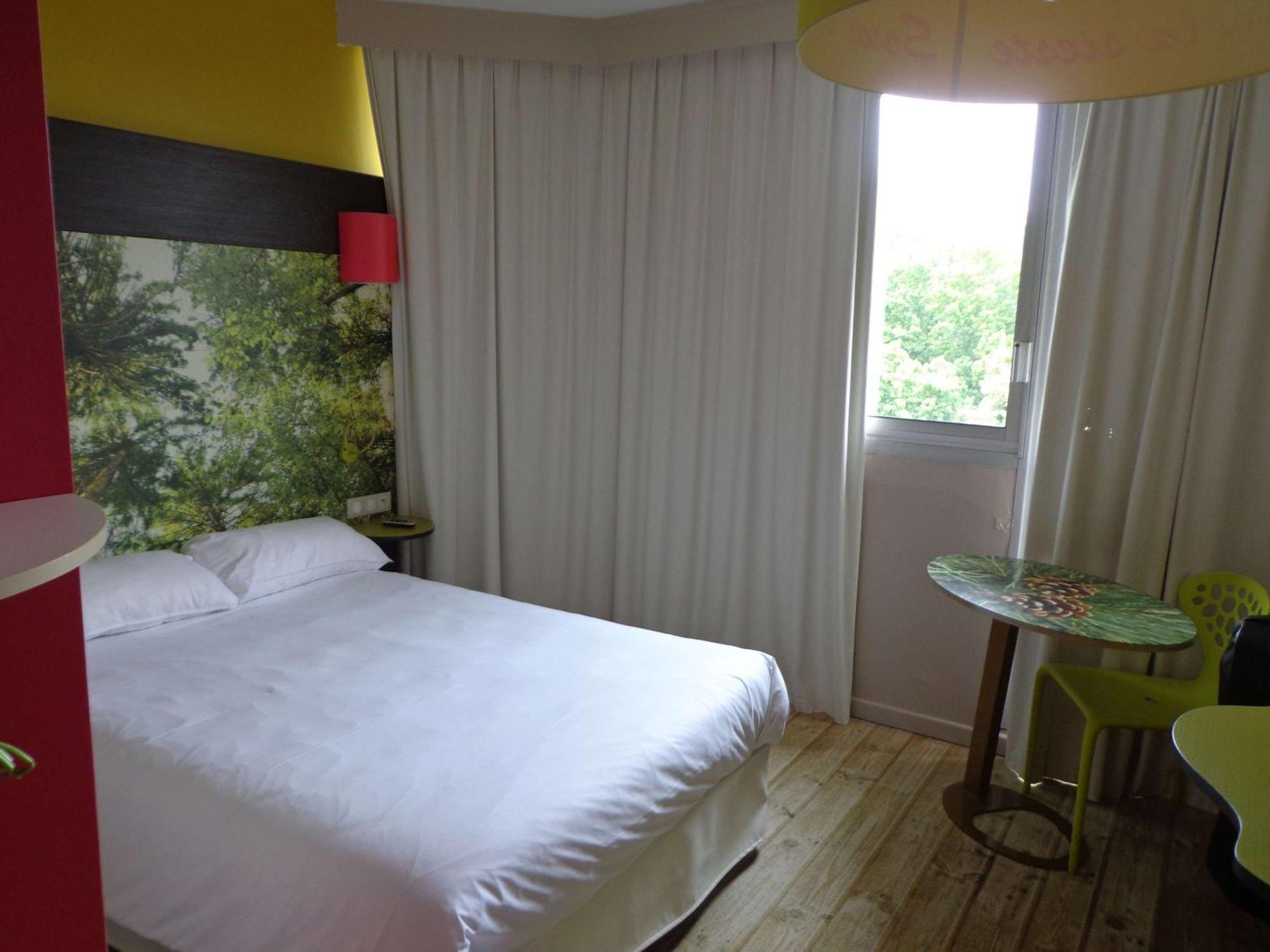 Hotel Ibis Styles Dax Centre Esterno foto